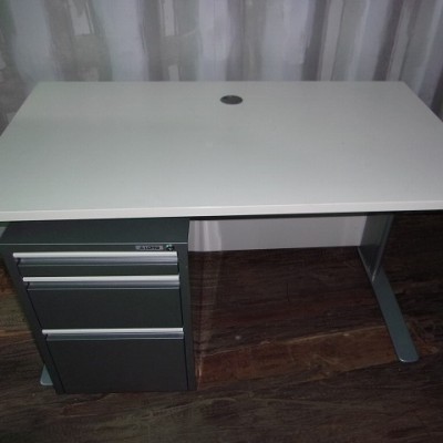 Easy to use and High quality best buy Office desk for industrial use